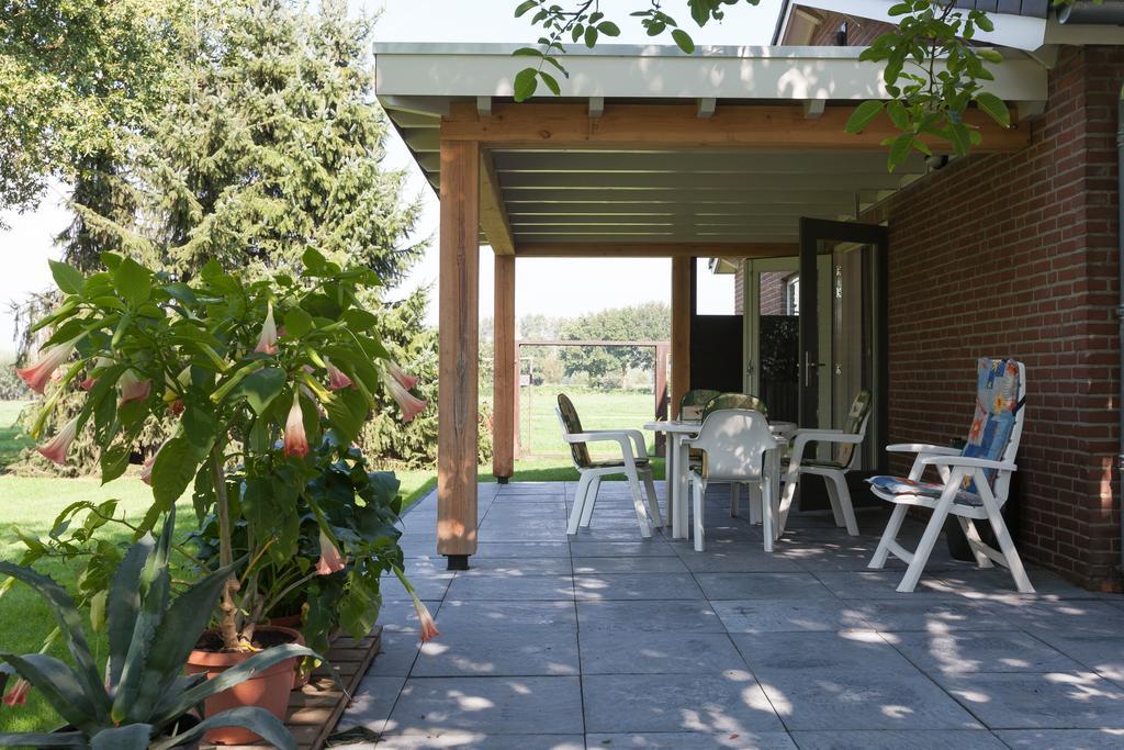 B&B Den Achterhof Uden Exterior photo