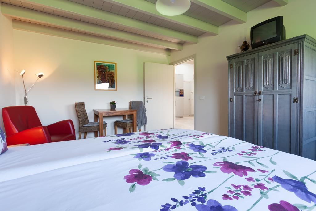 B&B Den Achterhof Uden Room photo